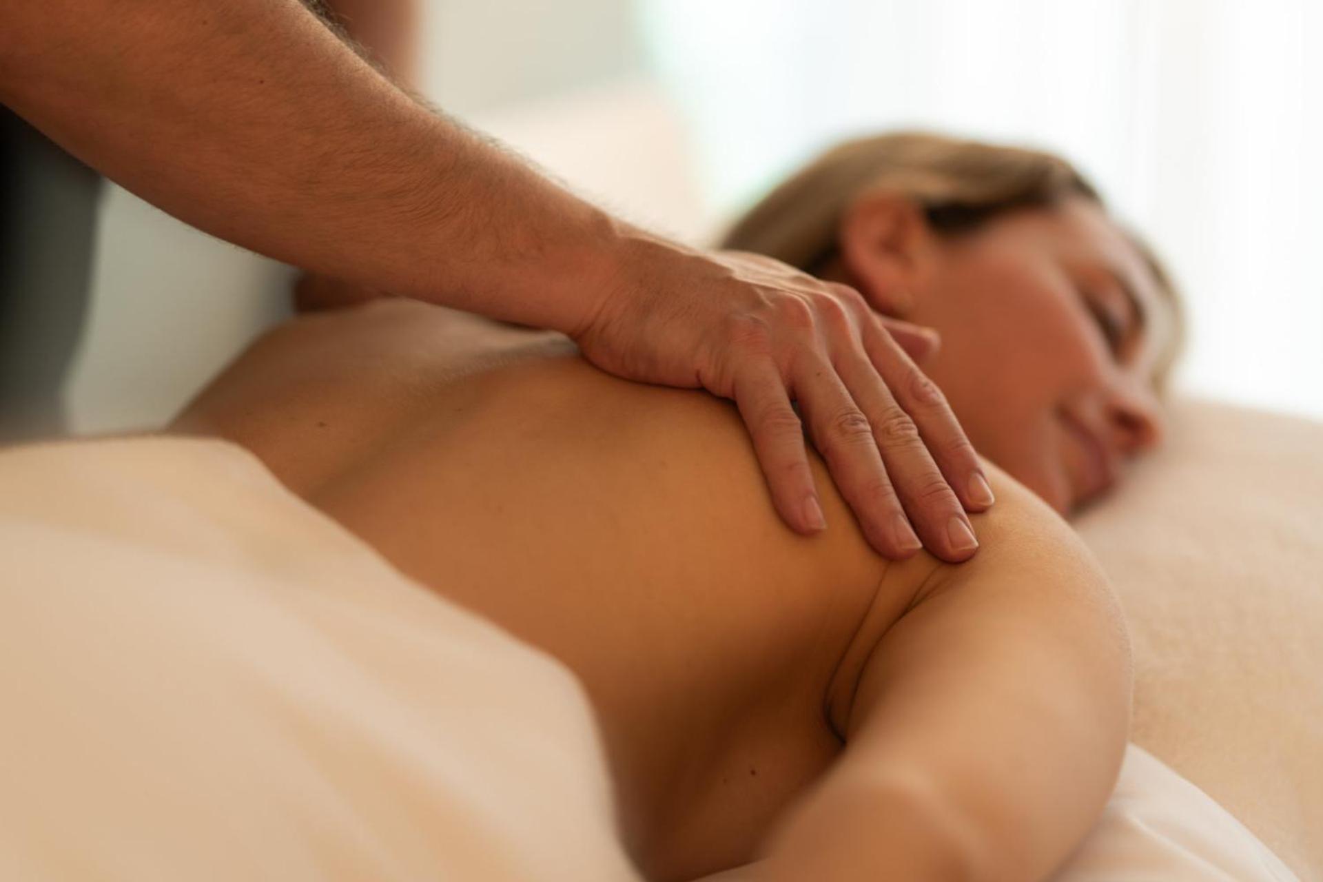 Sturm Bio- & Wellnesshotel In Der Rhoen 4*